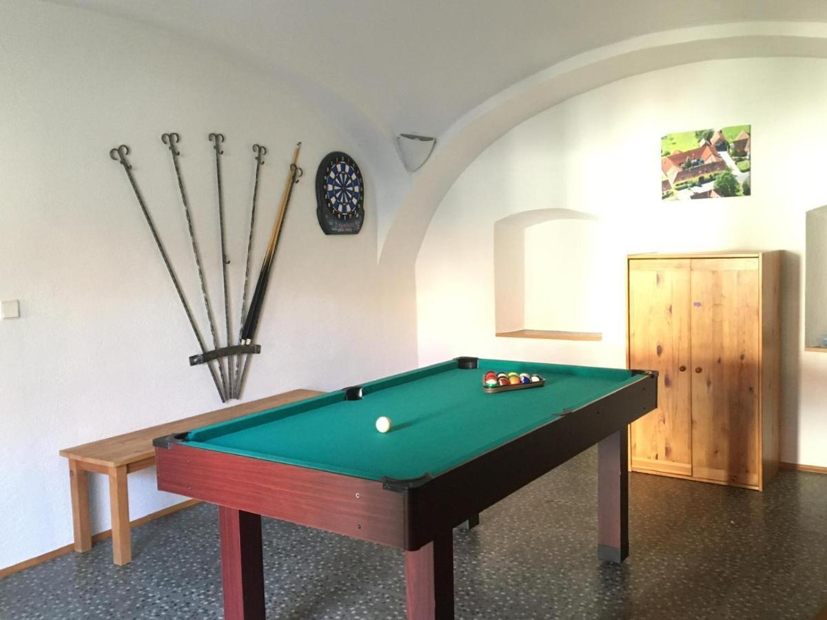 Ferienwohnungen Und Appartements Im Idyllischen Vierkanthof, Gruppenurlaube Fürstenfeld Exterior foto